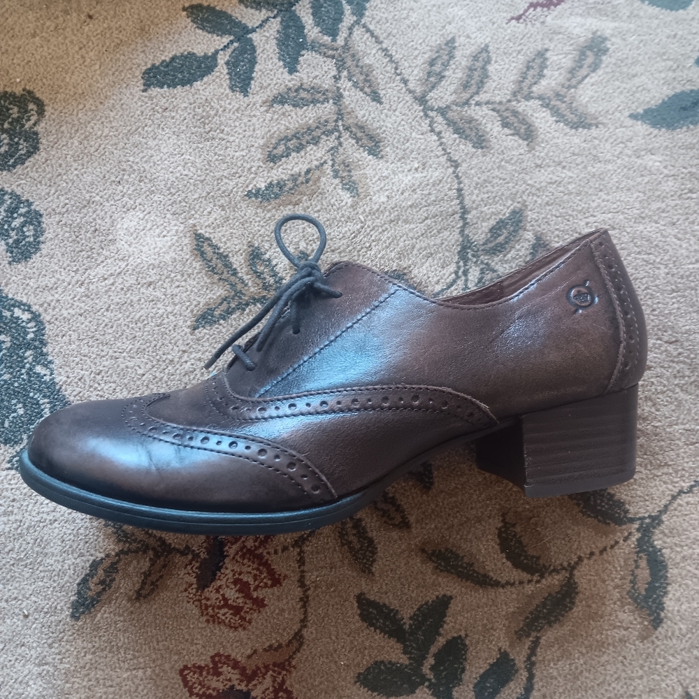 Born Brown Leather Heeled Oxford